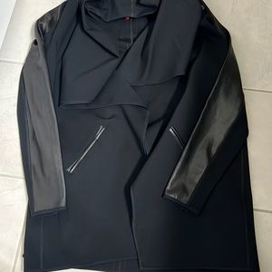 Spandx fitted black jacket size medium NWT